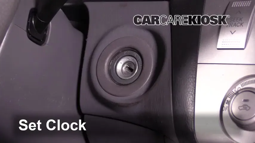2004 Toyota Solara SE 2.4L 4 Cyl. Coupe Reloj Fijar hora de reloj